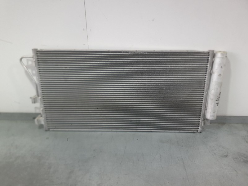 Recambio de condensador / radiador aire acondicionado para ssangyong tivoli 1.2 referencia OEM IAM   
