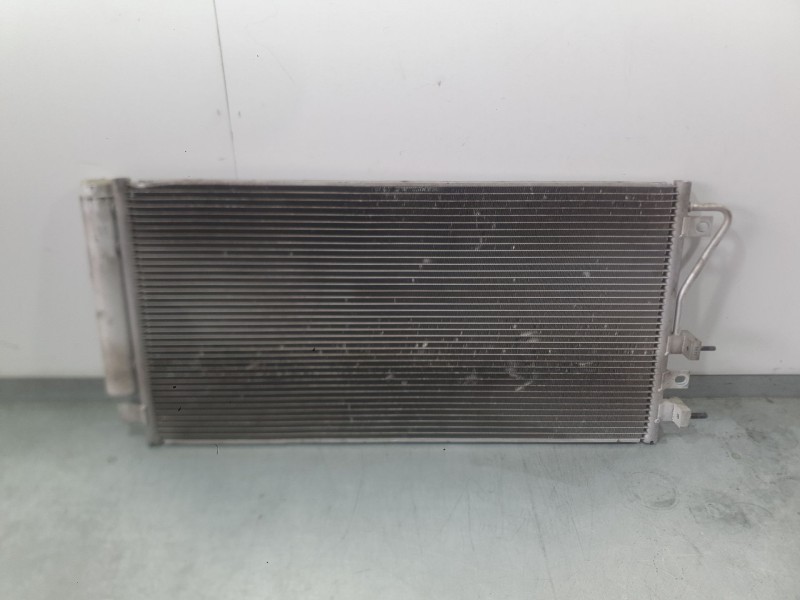 Recambio de condensador / radiador aire acondicionado para ssangyong tivoli 1.2 referencia OEM IAM   
