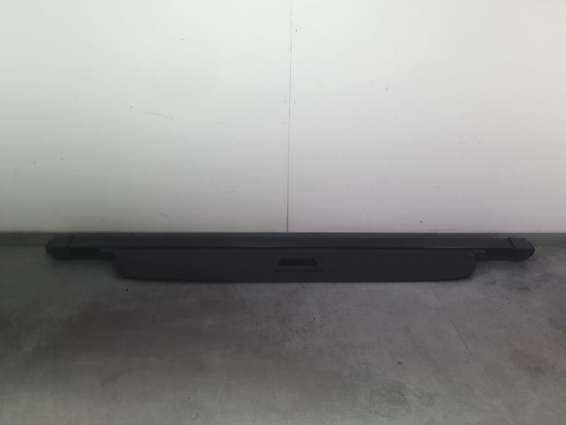 Recambio de bandeja trasera para ssangyong tivoli 1.2 referencia OEM IAM 7686035860LBH  