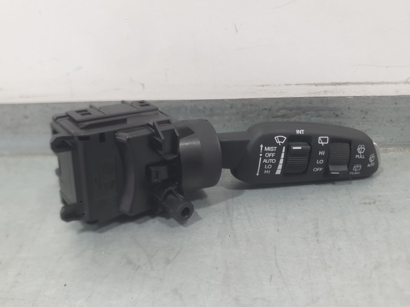 Recambio de mando limpia para ssangyong tivoli 1.2 referencia OEM IAM   
