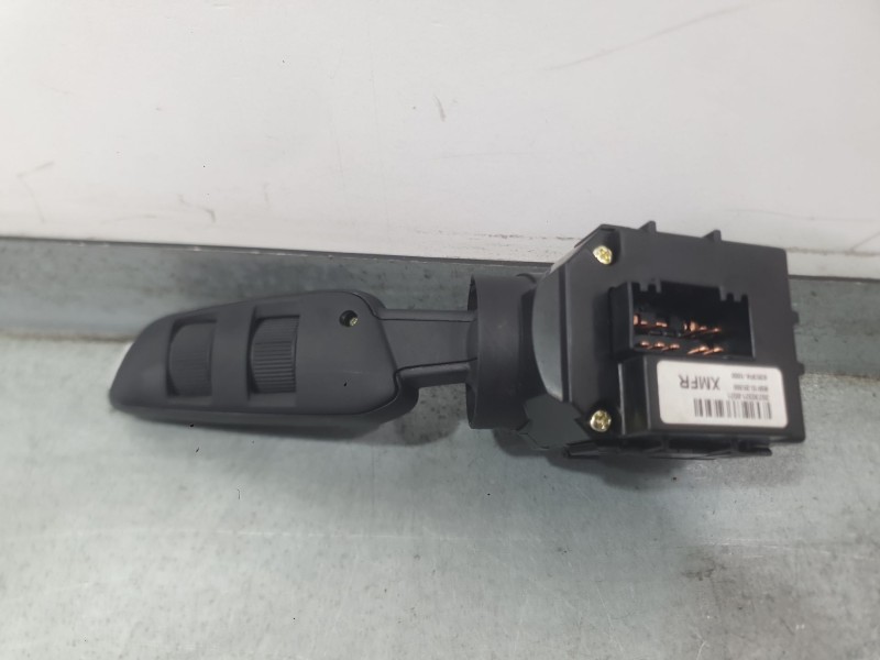 Recambio de mando limpia para ssangyong tivoli 1.2 referencia OEM IAM   