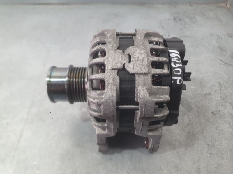 Recambio de alternador para seat ibiza iv (6j5, 6p1) 1.0 tsi referencia OEM IAM 04E903015A  
