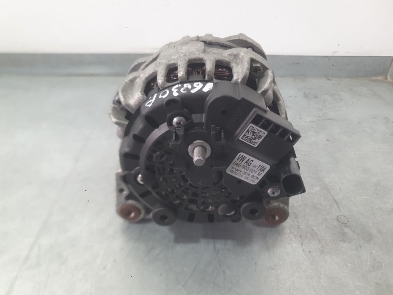 Recambio de alternador para seat ibiza iv (6j5, 6p1) 1.0 tsi referencia OEM IAM 04E903015A  