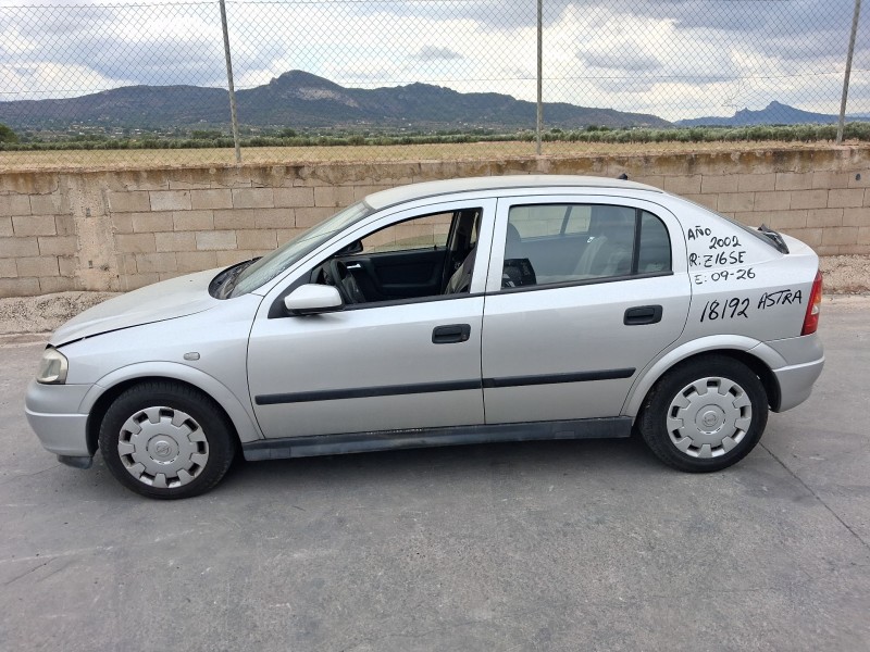 opel astra g hatchback (t98) del año 2002