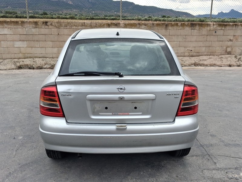 opel astra g hatchback (t98) del año 2002