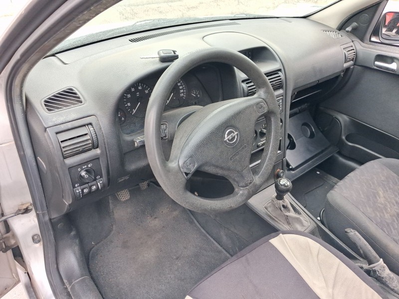 opel astra g hatchback (t98) del año 2002