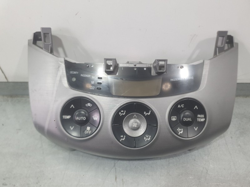 Recambio de mando climatizador para toyota rav 4 iii (_a3_) 2.0 4wd (aca30_) referencia OEM IAM   