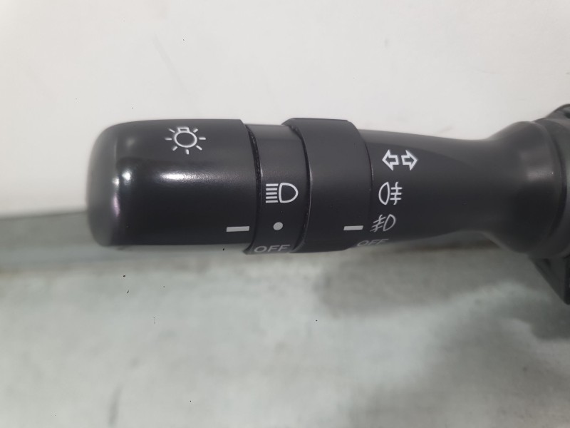 Recambio de mando intermitentes para toyota rav 4 iii (_a3_) 2.0 4wd (aca30_) referencia OEM IAM 8414042111  8465247040