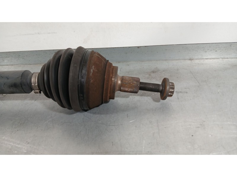 Recambio de transmision delantera derecha para volkswagen tiguan (5n_) 2.0 tdi referencia OEM IAM 5N0407764C  