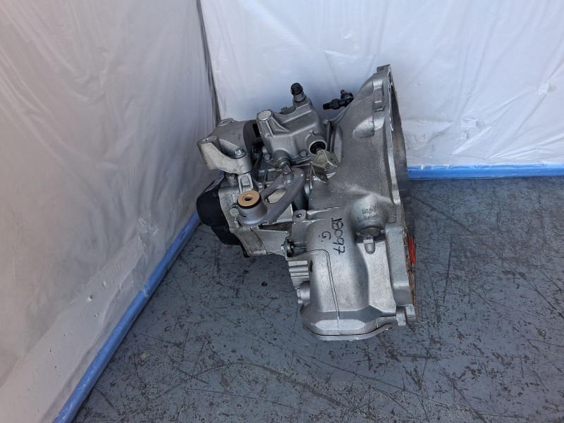 Recambio de caja cambios para opel corsa e (x15) 1.4 (08, 68) referencia OEM IAM MDG 24581813 95517684