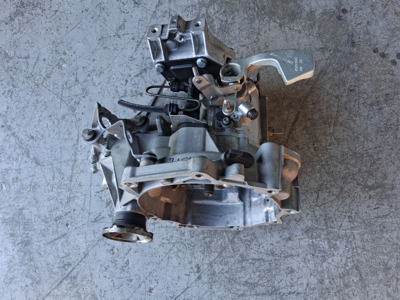 Recambio de caja cambios para volkswagen golf v (1k1) 1.6 referencia OEM IAM FVH 0AF300042H 