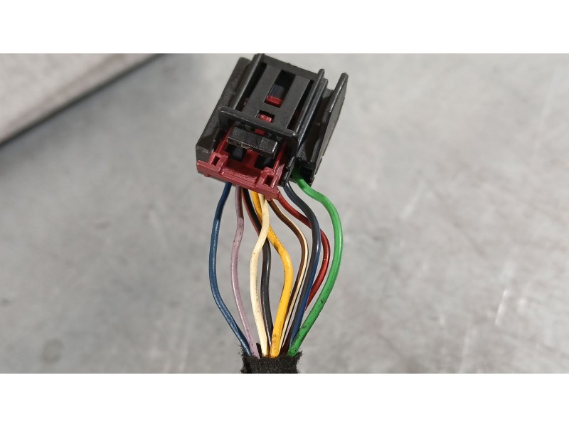 Recambio de retrovisor izquierdo para volkswagen tiguan (5n_) 2.0 tdi referencia OEM IAM 5N1857507P9B9 ELÉCTRICO 