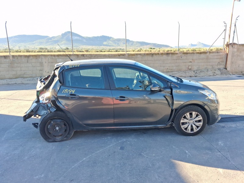 peugeot 208 i (ca_, cc_) del año 2012