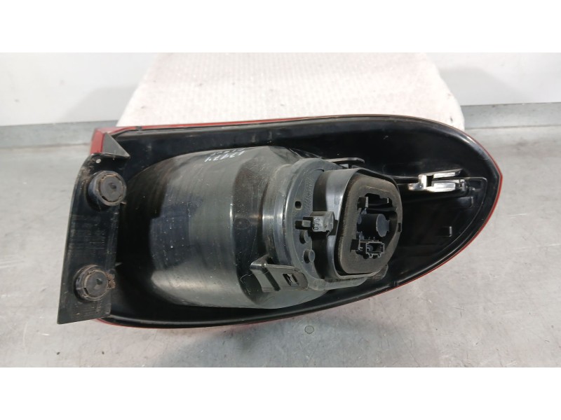 Recambio de piloto trasero izquierdo exterior para volkswagen tiguan (5n_) 2.0 tdi referencia OEM IAM 5N0945111D  