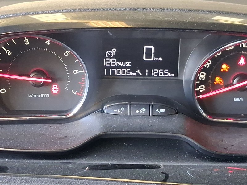 peugeot 208 i (ca_, cc_) del año 2012