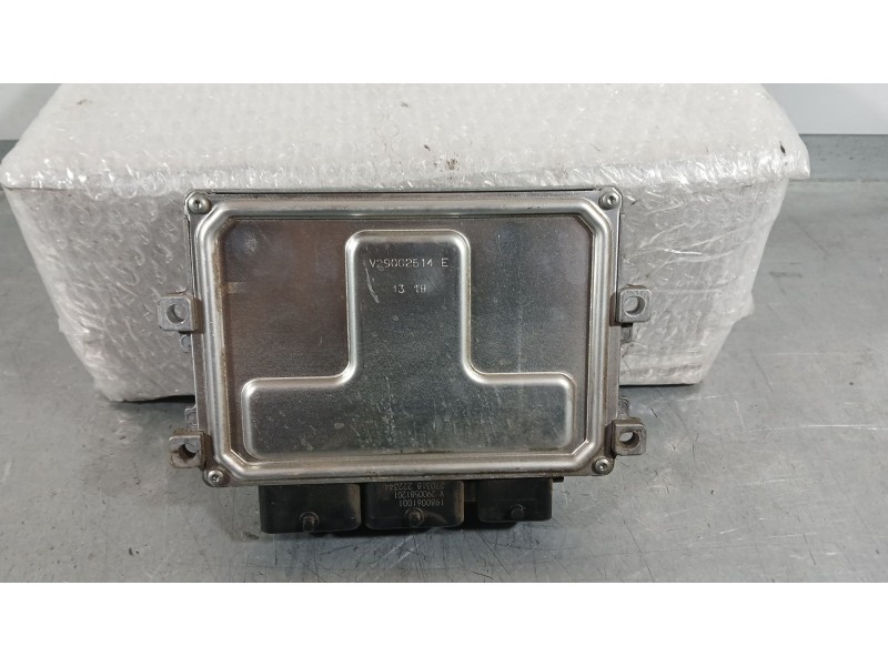 Recambio de centralita motor uce para citroën c-elysee (dd_) 1.2 vti 82 referencia OEM IAM   