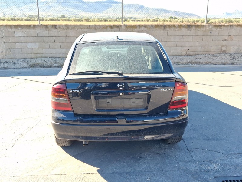 opel astra g hatchback (t98) del año 2004