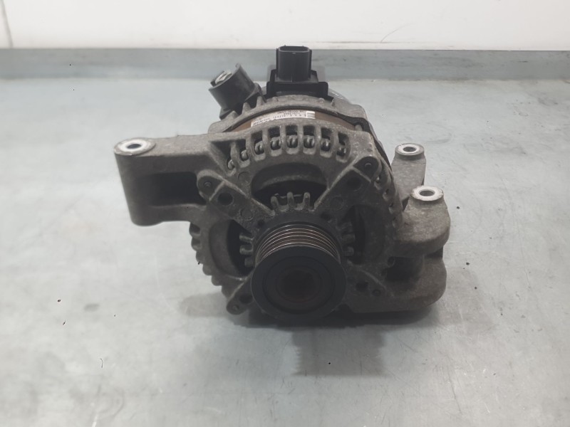 Recambio de alternador para ford focus ii descapotable 2.0 referencia OEM IAM 1530299  
