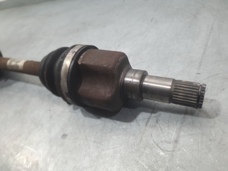 Recambio de transmision delantera izquierda para ford focus ii descapotable 2.0 referencia OEM IAM 1599079 1599057 1685799