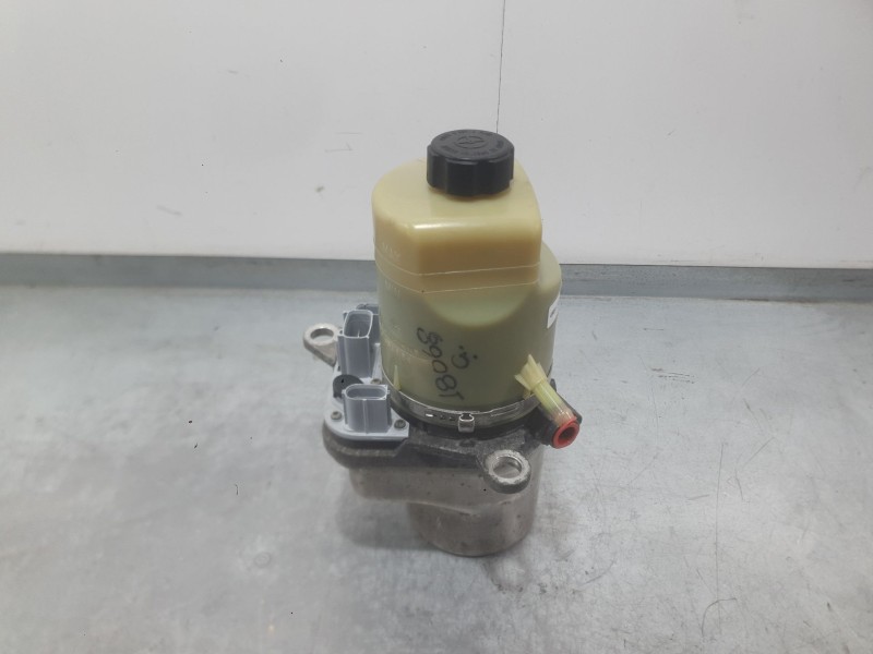 Recambio de bomba direccion electrica para ford focus ii descapotable 2.0 referencia OEM IAM   