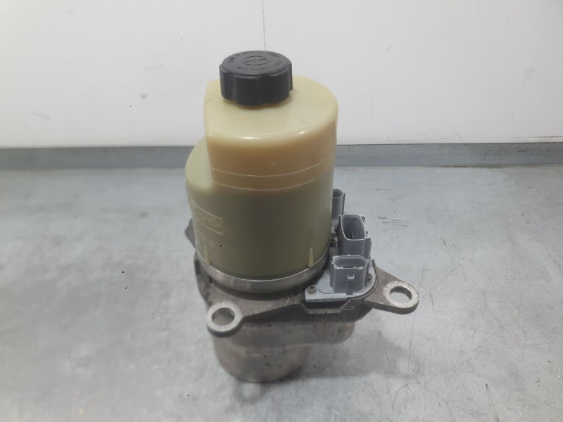 Recambio de bomba direccion electrica para ford focus ii descapotable 2.0 referencia OEM IAM   