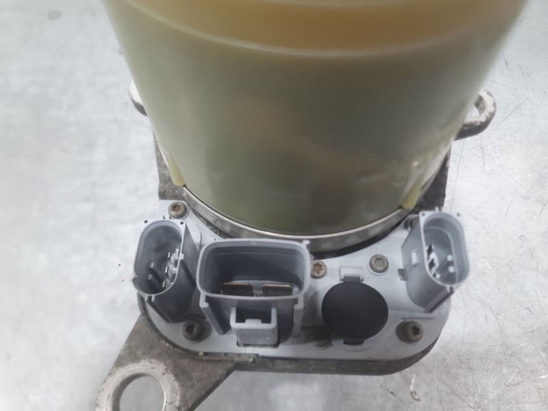 Recambio de bomba direccion electrica para ford focus ii descapotable 2.0 referencia OEM IAM   