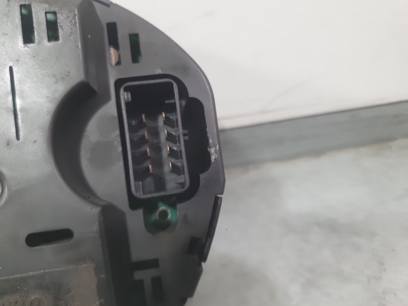 Recambio de cuadro instrumentos para volkswagen polo iv (9n_, 9a_) 1.2 12v referencia OEM IAM 6Q0920800PVFKZ  