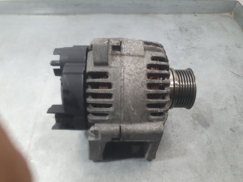 Recambio de alternador para renault kangoo be bop (kw0/1_) 1.6 (kw0d) referencia OEM IAM 231002469R 8200772726 