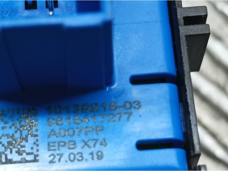 Recambio de palanca freno de mano para ds 3 crossback chic referencia OEM IAM 9815417277  ELECTRICA