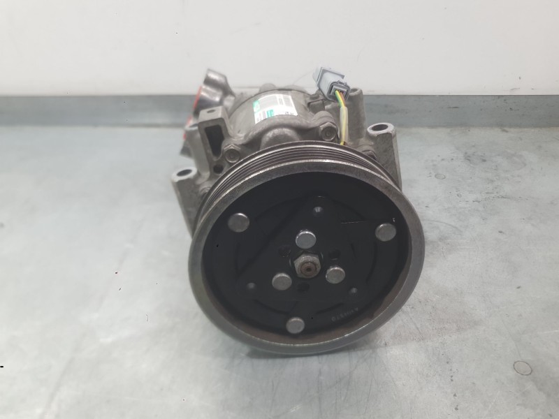 Recambio de compresor aire acondicionado para renault kangoo be bop (kw0/1_) 1.6 (kw0d) referencia OEM IAM 8200953359 7711497298