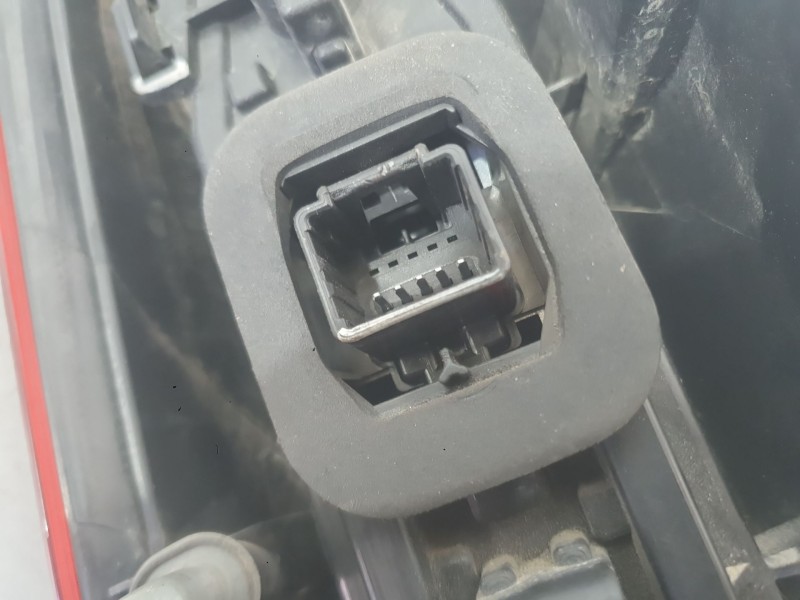 Recambio de piloto trasero derecho para renault kangoo be bop (kw0/1_) 1.6 (kw0d) referencia OEM IAM 8200419945  