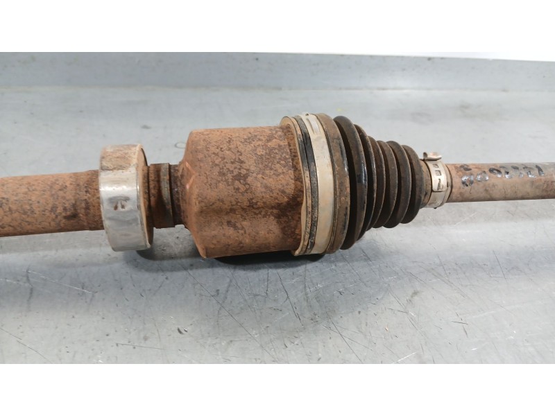 Recambio de transmision delantera derecha para renault express furgón/monospace 1.5 blue dci 75 (f6aa) referencia OEM IAM 391009