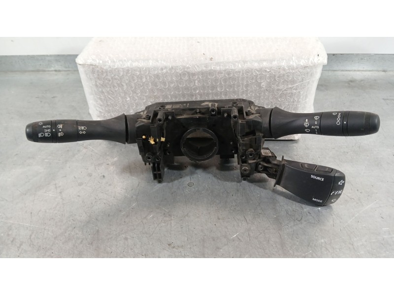 Recambio de mando luces y limpia para renault express furgón/monospace 1.5 blue dci 75 (f6aa) referencia OEM IAM 255672098R  