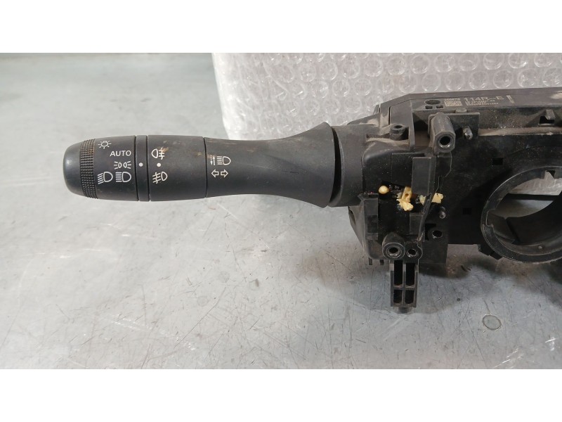 Recambio de mando luces y limpia para renault express furgón/monospace 1.5 blue dci 75 (f6aa) referencia OEM IAM 255672098R  