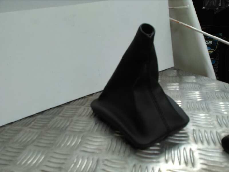 Recambio de guarnecidos palanca cambio para bmw serie 3 berlina (e46) referencia OEM IAM BMW E-36-E46  