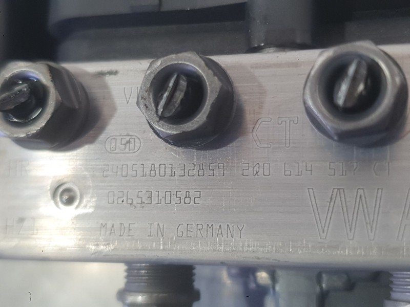 Recambio de abs para volkswagen taigo (cs1) 1.5 tsi referencia OEM IAM 2Q0614517CT  
