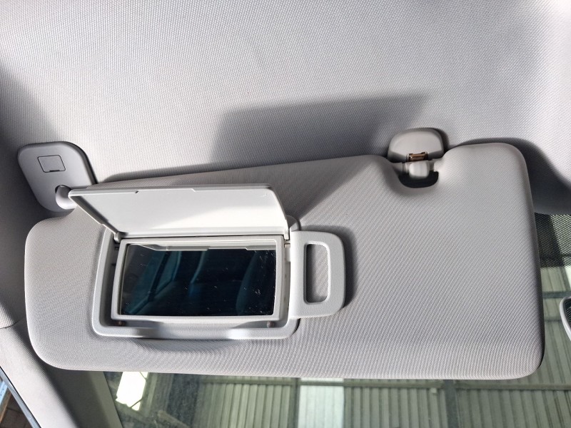 Recambio de parasol izquierdo para renault megane iv hatchback (b9a/m/n_) 1.5 dci 110 (b9a3) referencia OEM IAM 964019396R  
