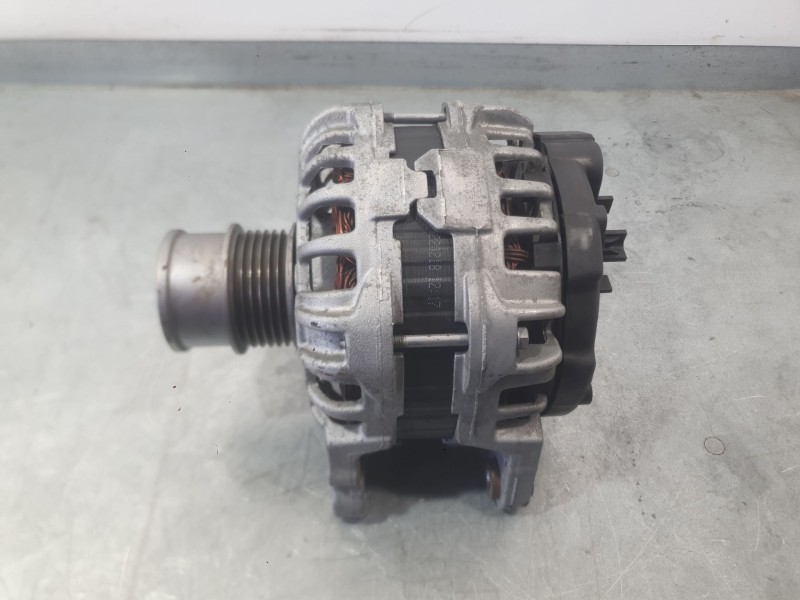 Recambio de alternador para volkswagen polo vi (aw1, bz1, ae1, bz3) 1.0 tsi referencia OEM IAM 04E903015H 04E903015G 04E903015GX