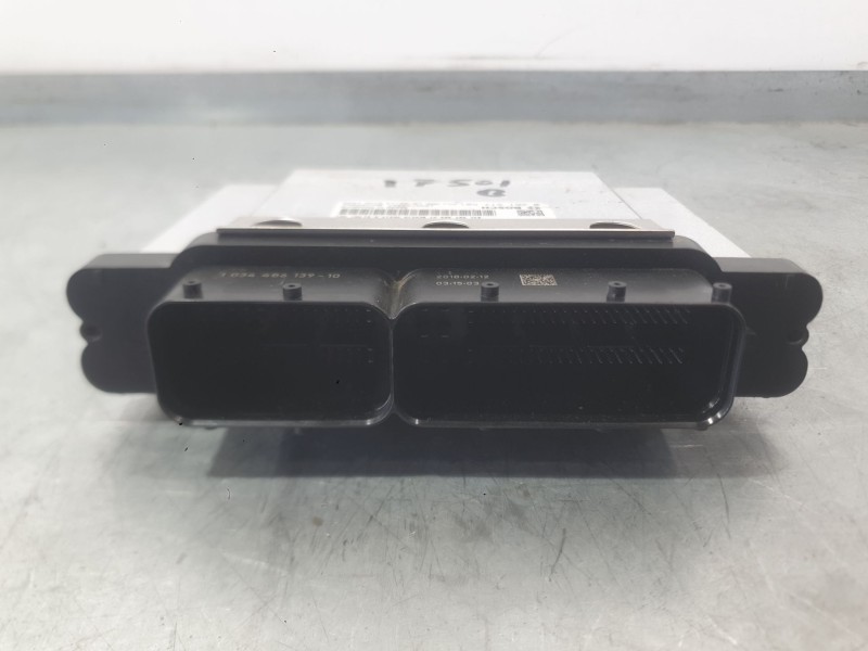 Recambio de centralita motor uce para volkswagen polo vi (aw1, bz1, ae1, bz3) 1.0 tsi referencia OEM IAM 04C906026BD  