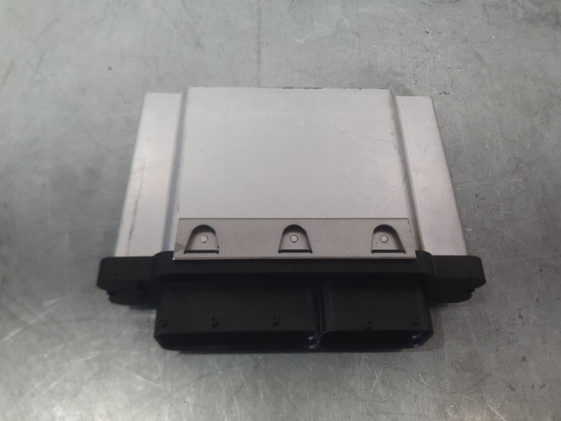 Recambio de centralita motor uce para volkswagen polo vi (aw1, bz1, ae1, bz3) 1.0 tsi referencia OEM IAM 04C906026BD  