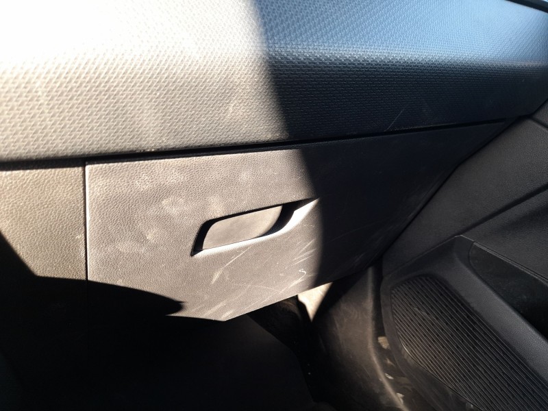 Recambio de guantera para renault clio v (b7_) 1.0 sce 75 (b7m5) referencia OEM IAM 682529126R  