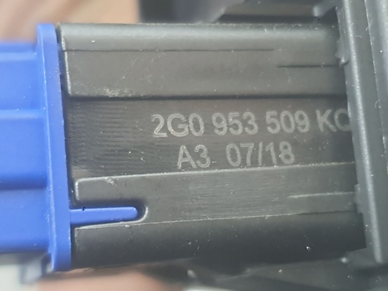 Recambio de warning para volkswagen polo vi (aw1, bz1, ae1, bz3) 1.0 tsi referencia OEM IAM   