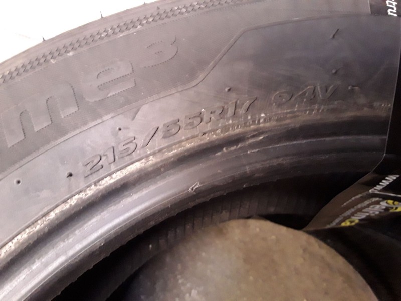 Recambio de neumatico pareja para neumaticos reutilizados - referencia OEM IAM 215551794V HANKOOK 215/55/17/94V