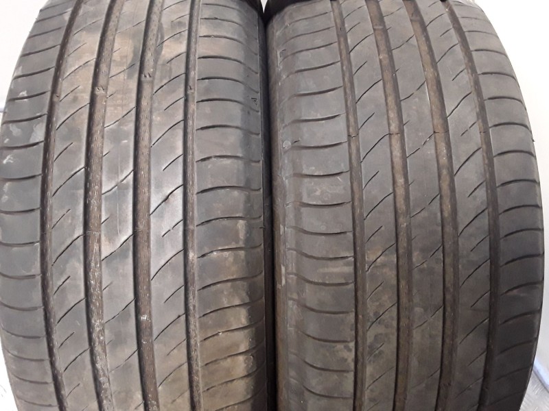 Recambio de neumatico pareja para neumaticos reutilizados - referencia OEM IAM 225601799H DELINTE 225/60/17/99H