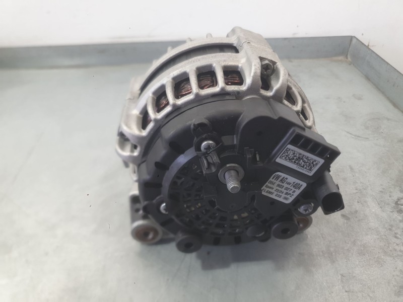 Recambio de alternador para volkswagen taigo (cs1) 1.5 tsi referencia OEM IAM 04E903015H  