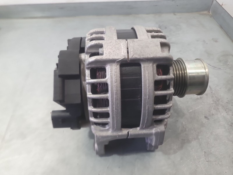 Recambio de alternador para volkswagen taigo (cs1) 1.5 tsi referencia OEM IAM 04E903015H  