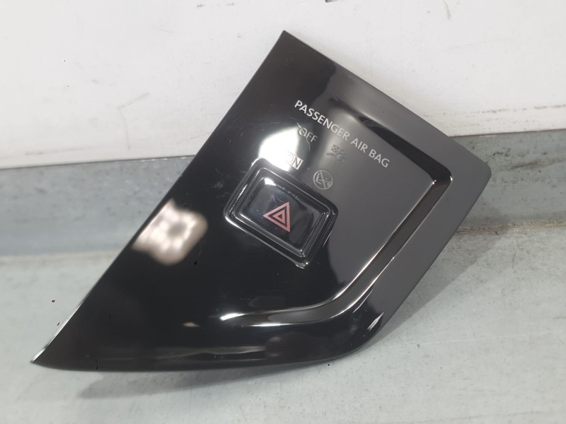 Recambio de warning para volkswagen taigo (cs1) 1.5 tsi referencia OEM IAM   