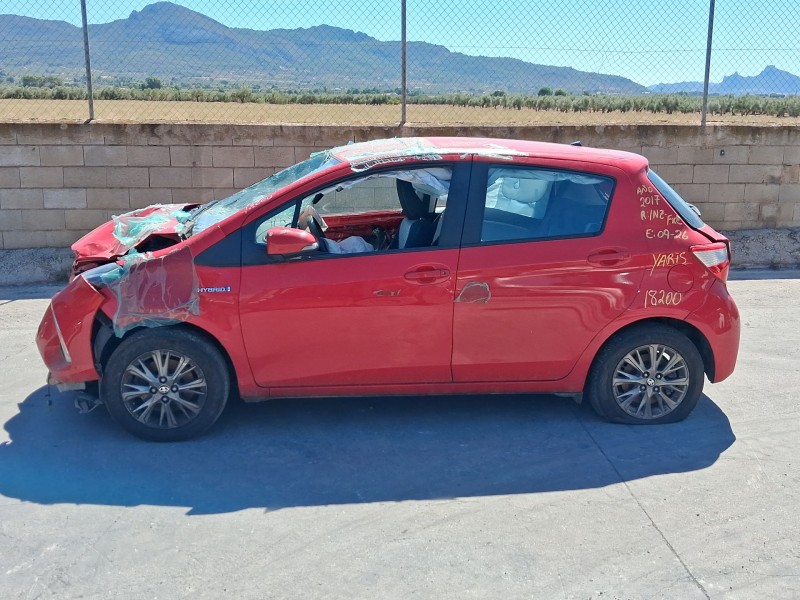 toyota yaris (_p13_) del año 2017