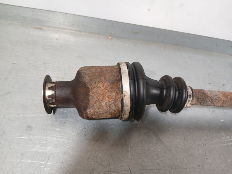 Recambio de transmision delantera derecha para renault kangoo (kc0/1_) d 65 1.9 (kc0e, kc02, kc0j, kc0n) referencia OEM IAM 7700
