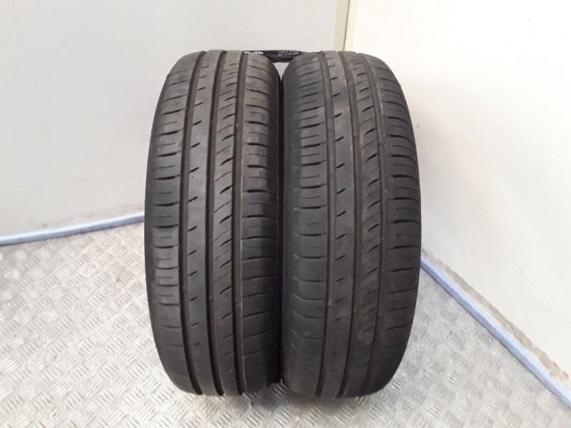 Recambio de neumatico pareja para neumaticos reutilizados - referencia OEM IAM 185651588H KUMHO 185/65/15/88H